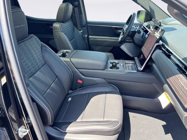 2025 Onyx Black GMC Sierra EV Denali 4X4 Truck