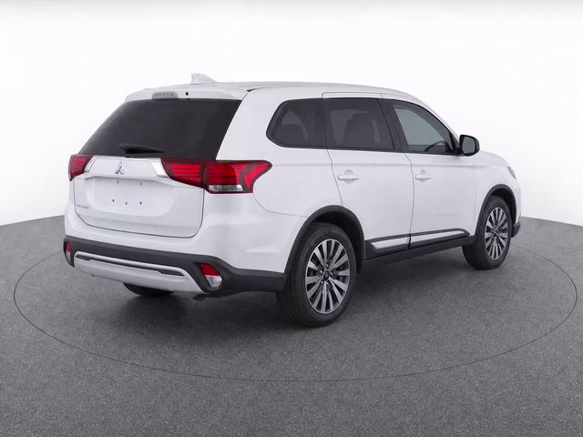 2020 Mitsubishi Outlander ES FWD SUV