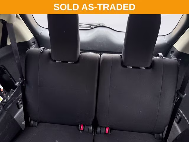 2020 Pearl White Mitsubishi Outlander ES FWD SUV