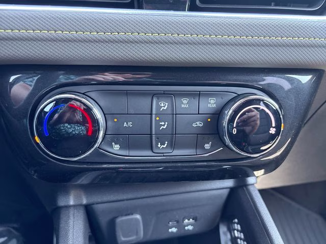 2024 Green Chevrolet Trailblazer ACTIV AWD SUV
