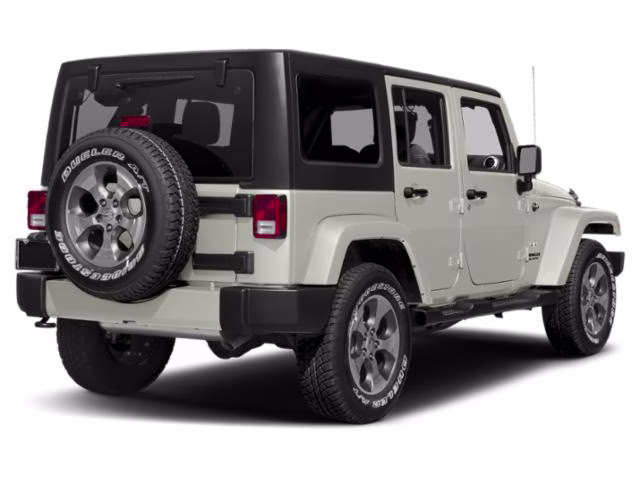 2015 Bright White Clearcoat Jeep Wrangler Unlimited Sahara 4X4 SUV