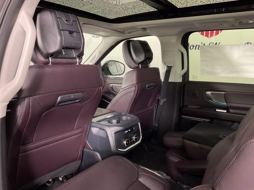 2026 Gray Metallic Ford Expedition Platinum 4X4 SUV