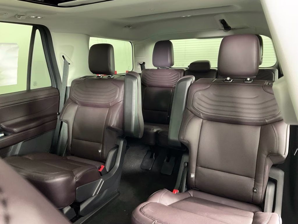2026 Gray Metallic Ford Expedition Platinum 4X4 SUV