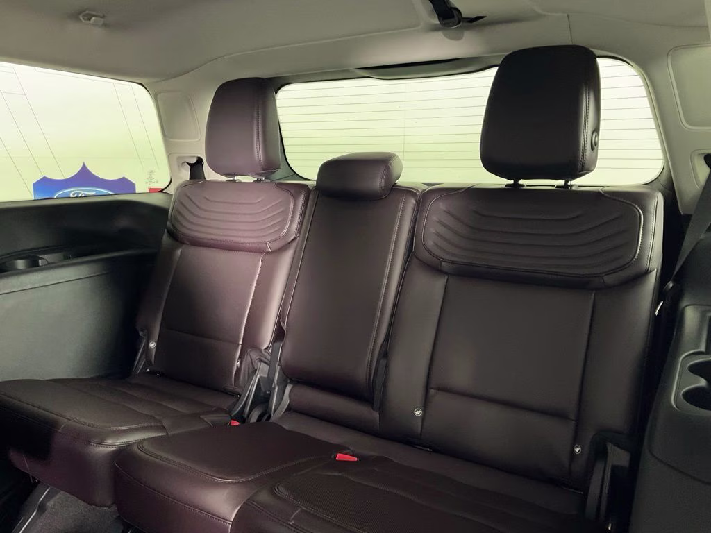2026 Gray Metallic Ford Expedition Platinum 4X4 SUV