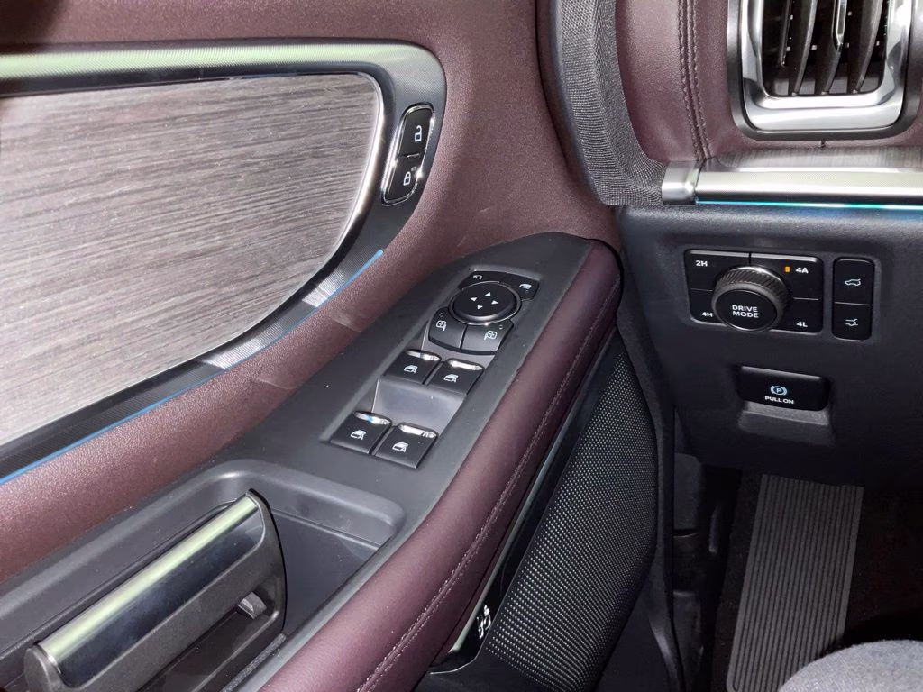 2026 Gray Metallic Ford Expedition Platinum 4X4 SUV