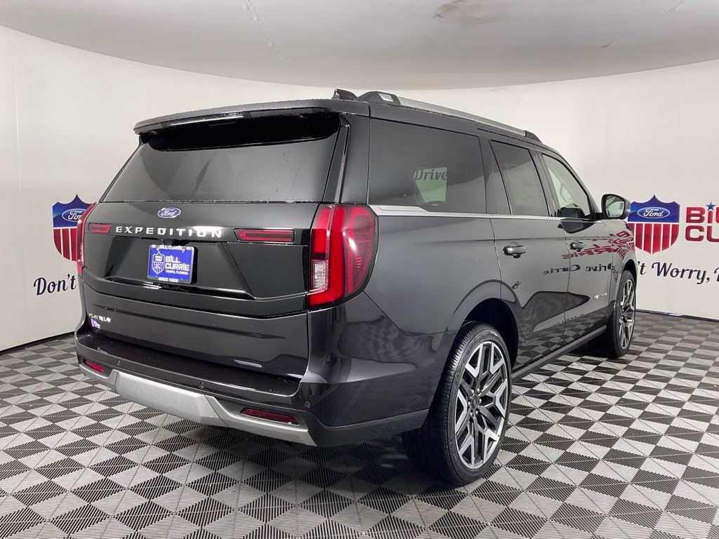 2026 Gray Metallic Ford Expedition Platinum 4X4 SUV
