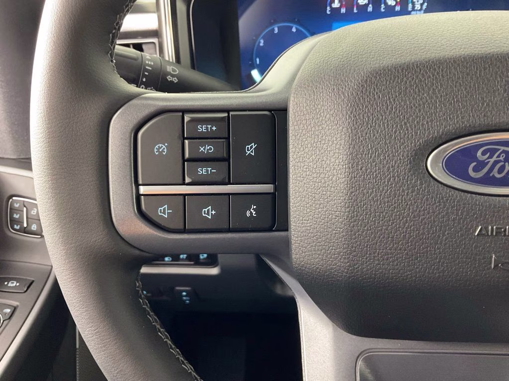 2026 Gray Metallic Ford Super Duty F-250 SRW Lariat 4X4 Truck