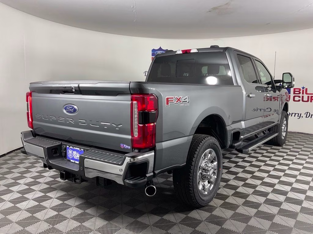 2026 Gray Metallic Ford Super Duty F-250 SRW Lariat 4X4 Truck