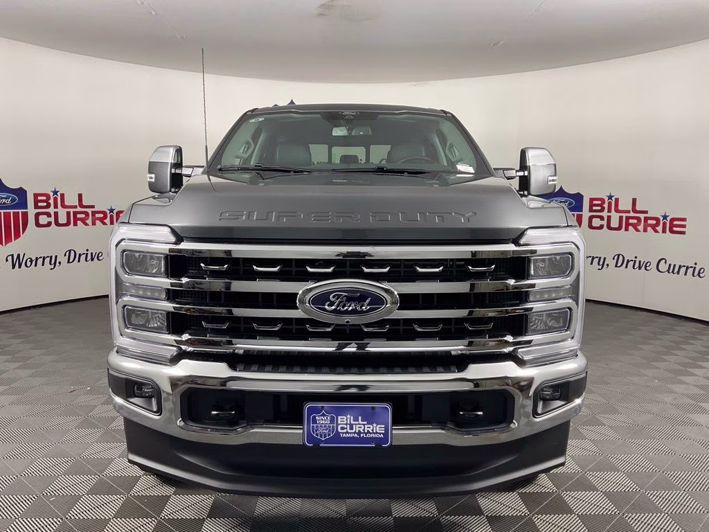 2026 Gray Metallic Ford Super Duty F-250 SRW Lariat 4X4 Truck