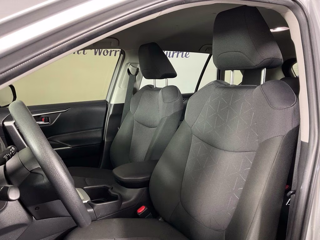 2025 Silver Sky Metallic Toyota RAV4 Hybrid XLE AWD SUV