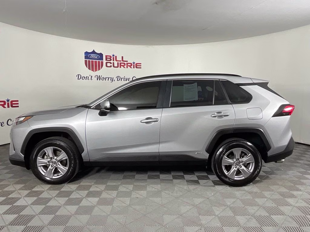 2025 Silver Sky Metallic Toyota RAV4 Hybrid XLE AWD SUV