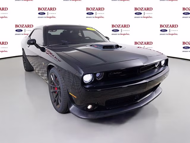 2021 Pitch Black Clearcoat Dodge Challenger R/T Scat Pack RWD Coupe