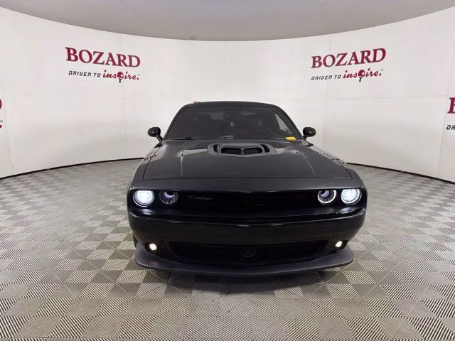 2C3CDZFJ8MH606657