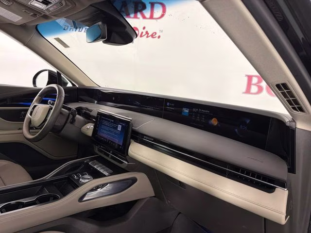 2024 Black Metallic Lincoln Nautilus Premiere AWD SUV