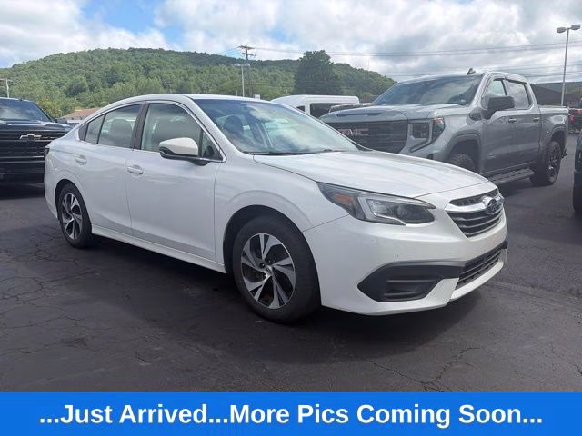2022 Crystal White Pearl Subaru Legacy Premium AWD Sedan
