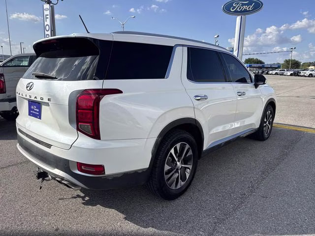 2020 White Hyundai Palisade SEL FWD SUV