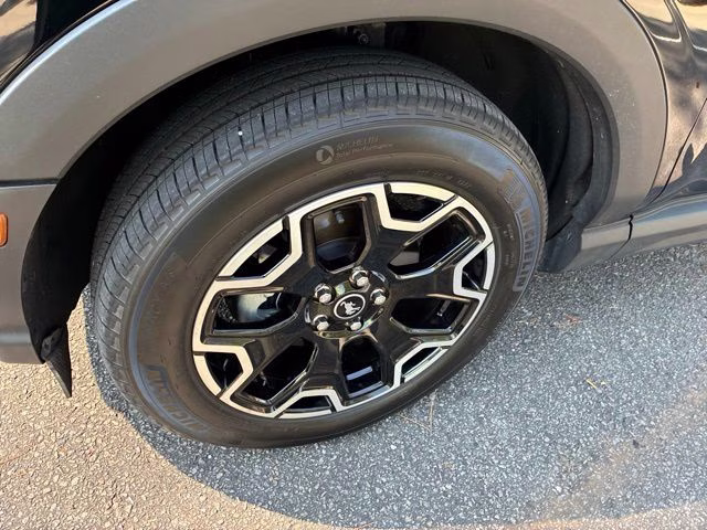 2025 Shadow Black Ford Bronco Sport Outer Banks 4X4 SUV