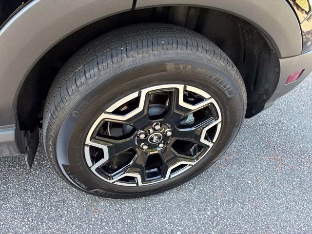 2025 Shadow Black Ford Bronco Sport Outer Banks 4X4 SUV