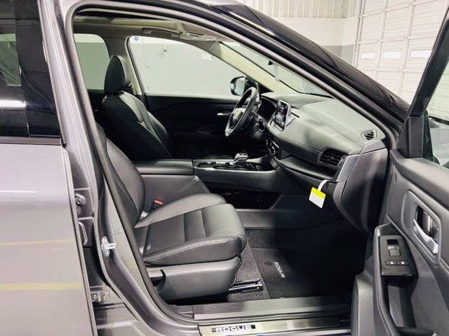 2026 Gun Metallic Nissan Rogue Dark Armor FWD SUV
