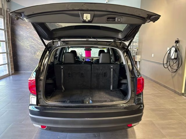 2017 Crystal Black Pearl Honda Pilot EX-L AWD SUV