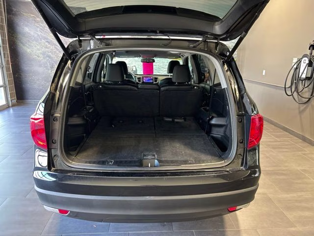 2017 Crystal Black Pearl Honda Pilot EX-L AWD SUV