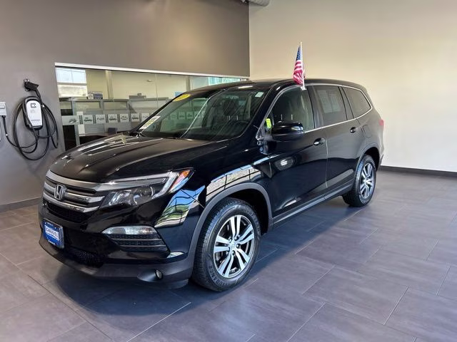 2017 Crystal Black Pearl Honda Pilot EX-L AWD SUV