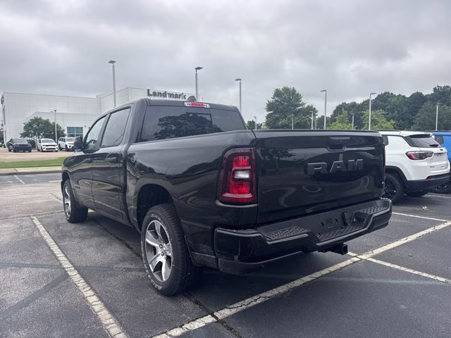 2026 Diamond Black Crystal Pearlcoat Ram 1500 Express RWD Truck