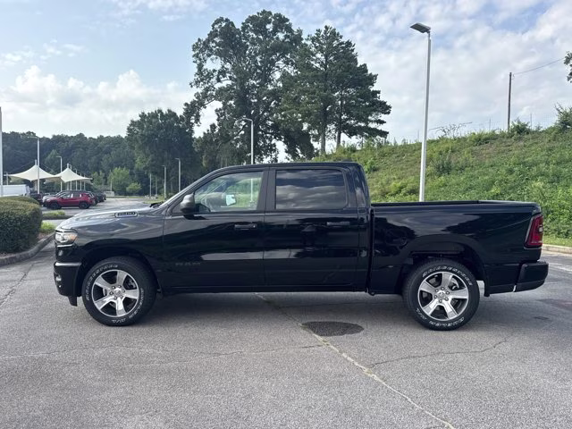 2026 Diamond Black Crystal Pearlcoat Ram 1500 Express RWD Truck