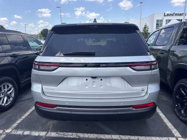 2026 Silver Zynith Jeep Grand Cherokee 85th Anniversary Edition 4X4 SUV