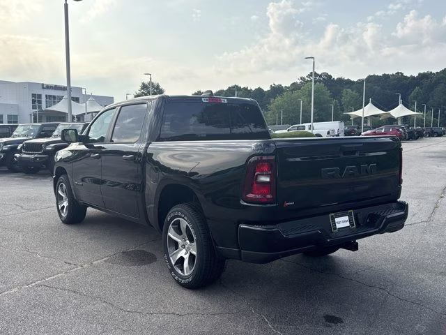 2026 Diamond Black Crystal Pearlcoat Ram 1500 Express RWD Truck