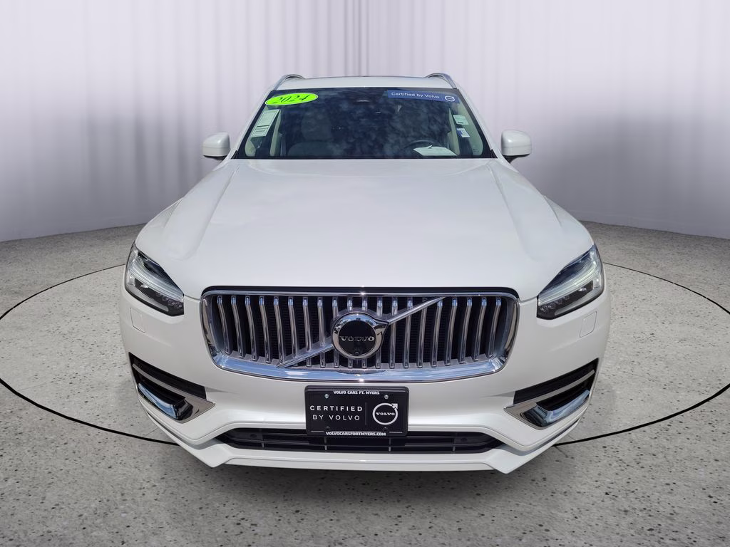 2024 Crystal White Metallic Volvo XC90 Plus AWD SUV