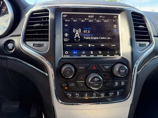 2018 Granite Crystal Metallic Clearcoat Jeep Grand Cherokee Summit 4X4 SUV