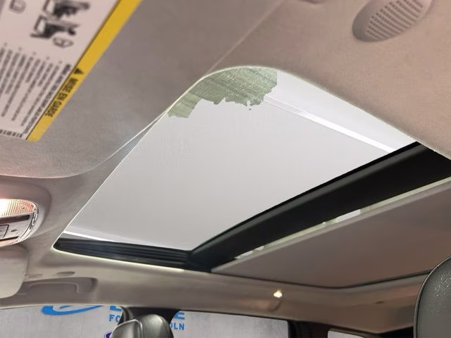 2018 Granite Crystal Metallic Clearcoat Jeep Grand Cherokee Summit 4X4 SUV
