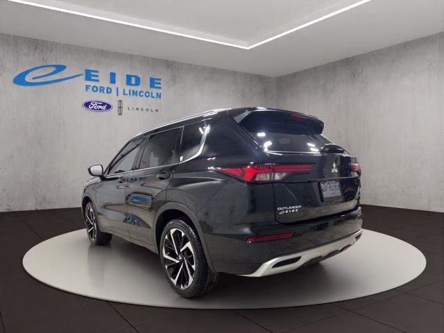 2023 Labrador Black Pearl Mitsubishi Outlander SEL AWD SUV