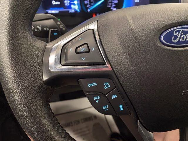 2021 White Metallic Ford Edge Titanium AWD SUV
