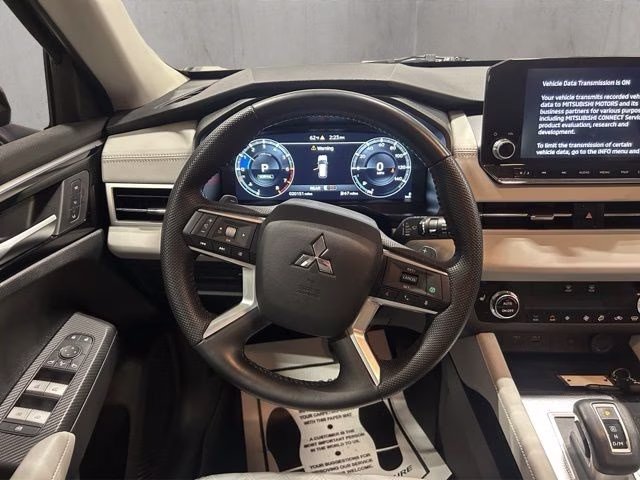 2023 Labrador Black Pearl Mitsubishi Outlander SEL AWD SUV