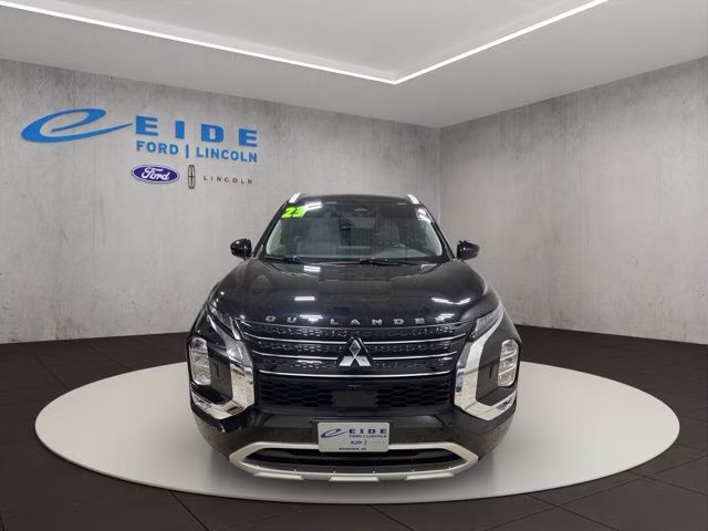2023 Labrador Black Pearl Mitsubishi Outlander SEL AWD SUV