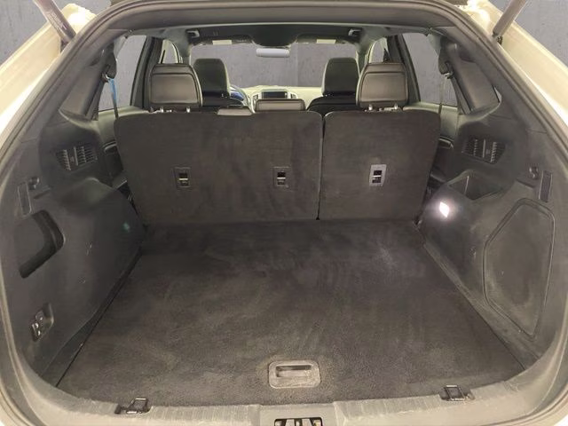 2021 White Metallic Ford Edge Titanium AWD SUV