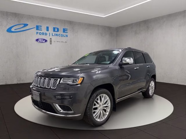 2018 Granite Crystal Metallic Clearcoat Jeep Grand Cherokee Summit 4X4 SUV