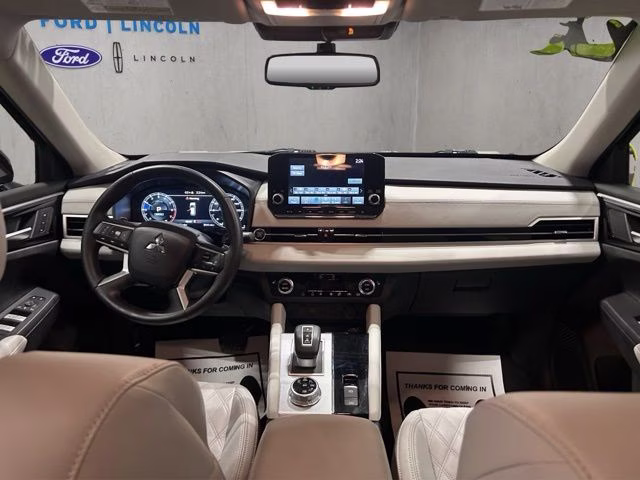 2023 Labrador Black Pearl Mitsubishi Outlander SEL AWD SUV