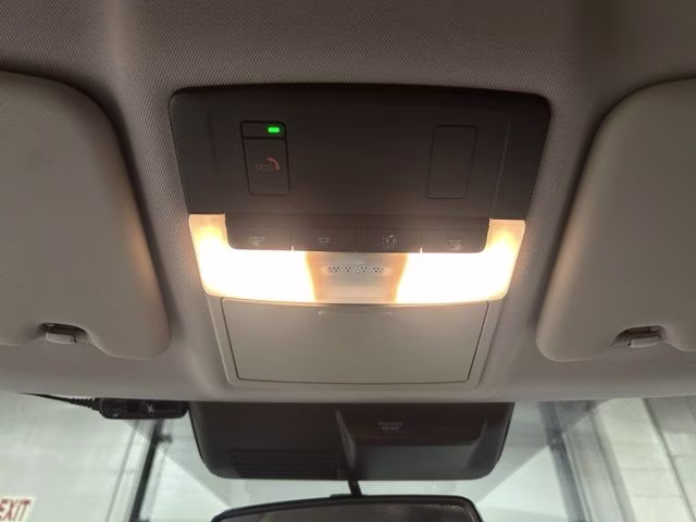 2023 Labrador Black Pearl Mitsubishi Outlander SEL AWD SUV