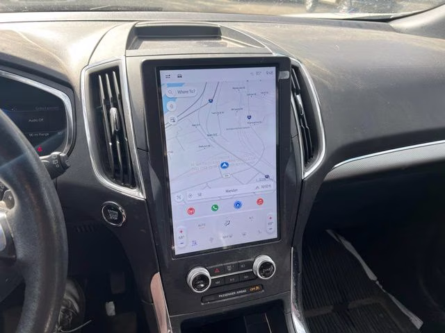 2021 White Ford Edge Titanium AWD SUV