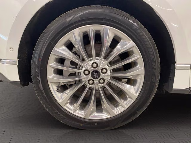 2021 White Metallic Ford Edge Titanium AWD SUV
