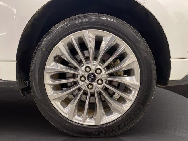 2021 White Metallic Ford Edge Titanium AWD SUV