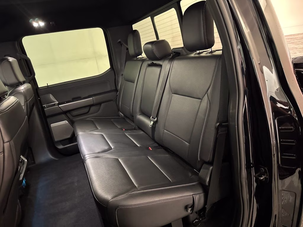2025 Black Metallic Ford F-150 Lariat 4X4 Truck