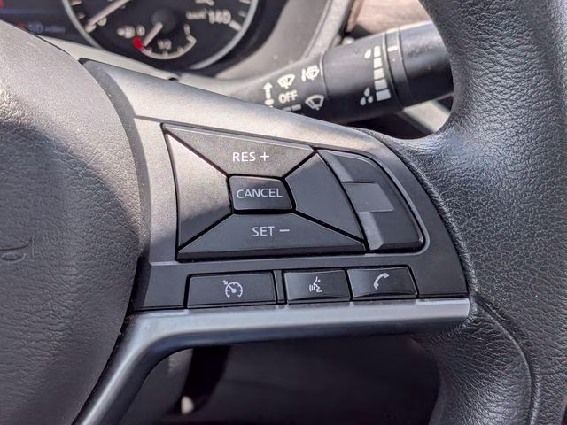 2024 Gun Metallic Nissan Altima 2.5 SV FWD Sedan