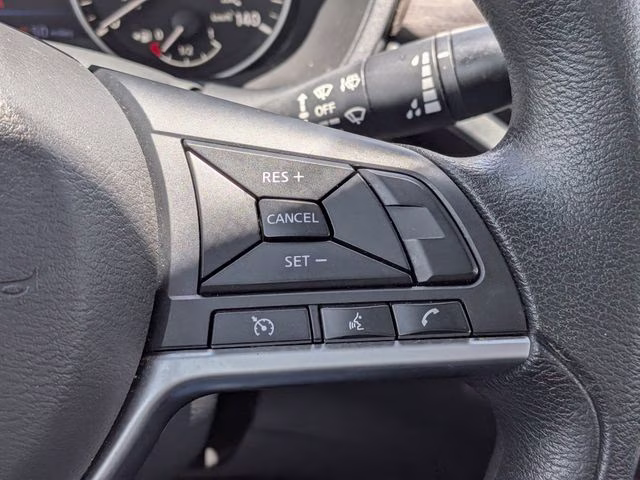 2024 Gun Metallic Nissan Altima 2.5 SV FWD Sedan