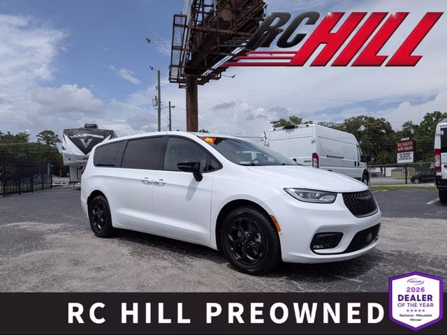 2024 Bright White Clearcoat Chrysler Pacifica Hybrid Select S Appearance FWD Van