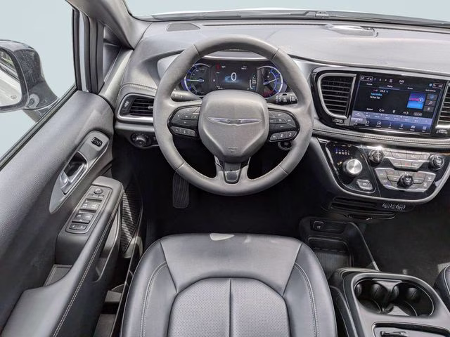 2024 Bright White Clearcoat Chrysler Pacifica Hybrid Select S Appearance FWD Van