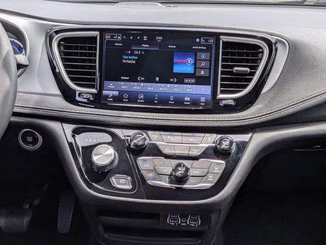 2024 Bright White Clearcoat Chrysler Pacifica Hybrid Select S Appearance FWD Van
